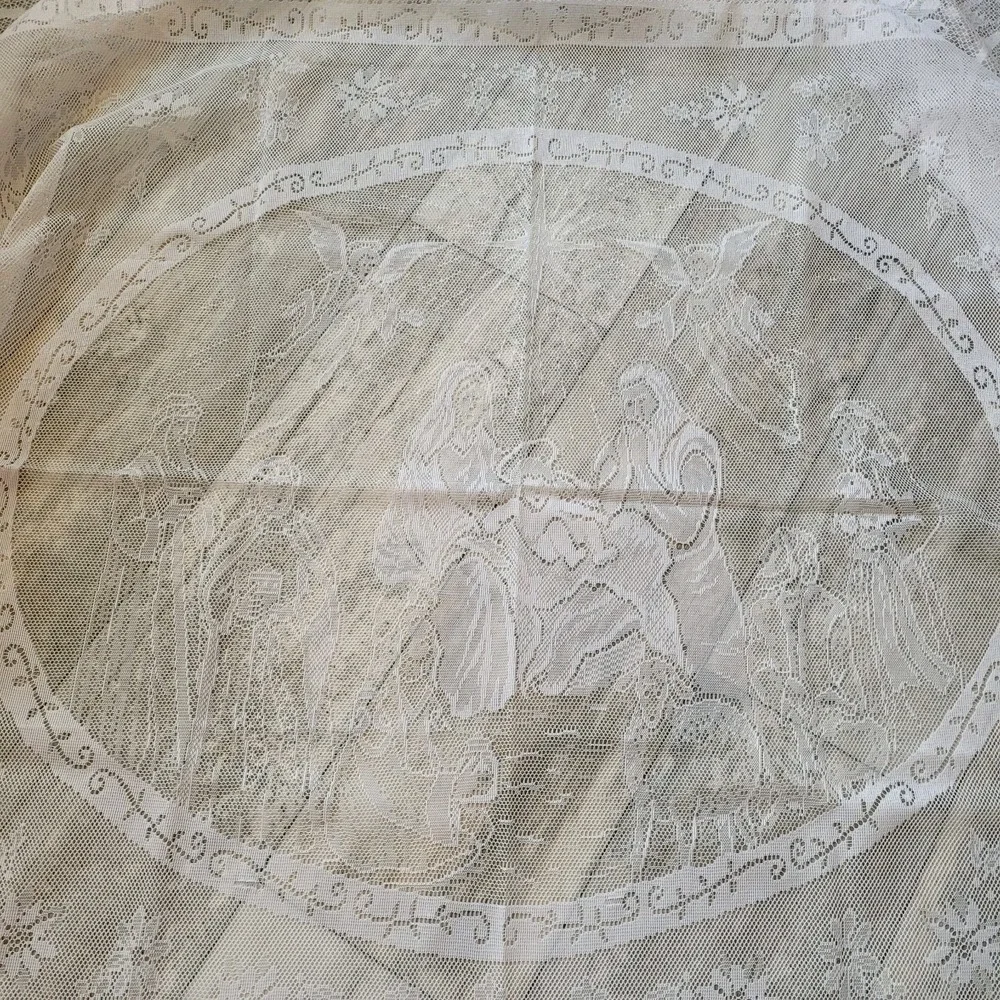 Vintage White Lace Tablecloth Nativity Christmas Christ Jesus‎ Cottagecore 60x80